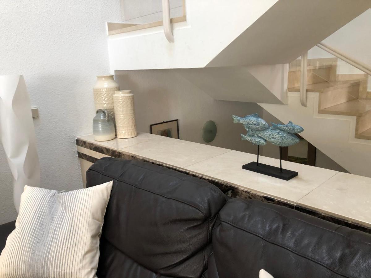 Dominion Beach House 埃斯特波纳 外观 照片
